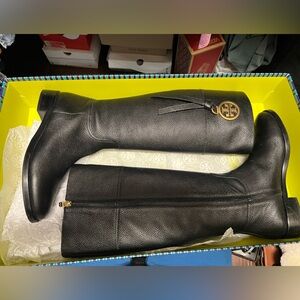 Tory birch riding boots size 9.5